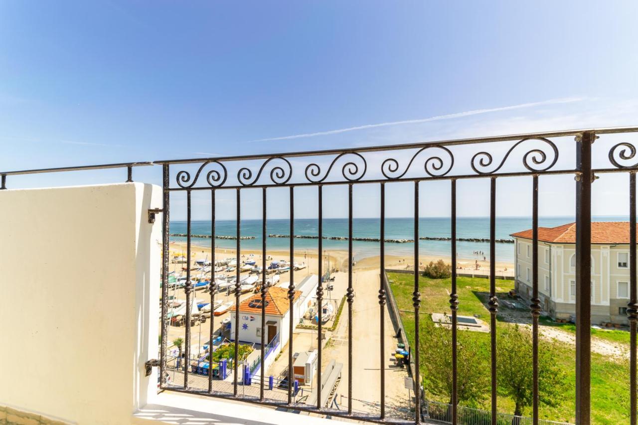 רימיני Hotel Albatros מראה חיצוני תמונה