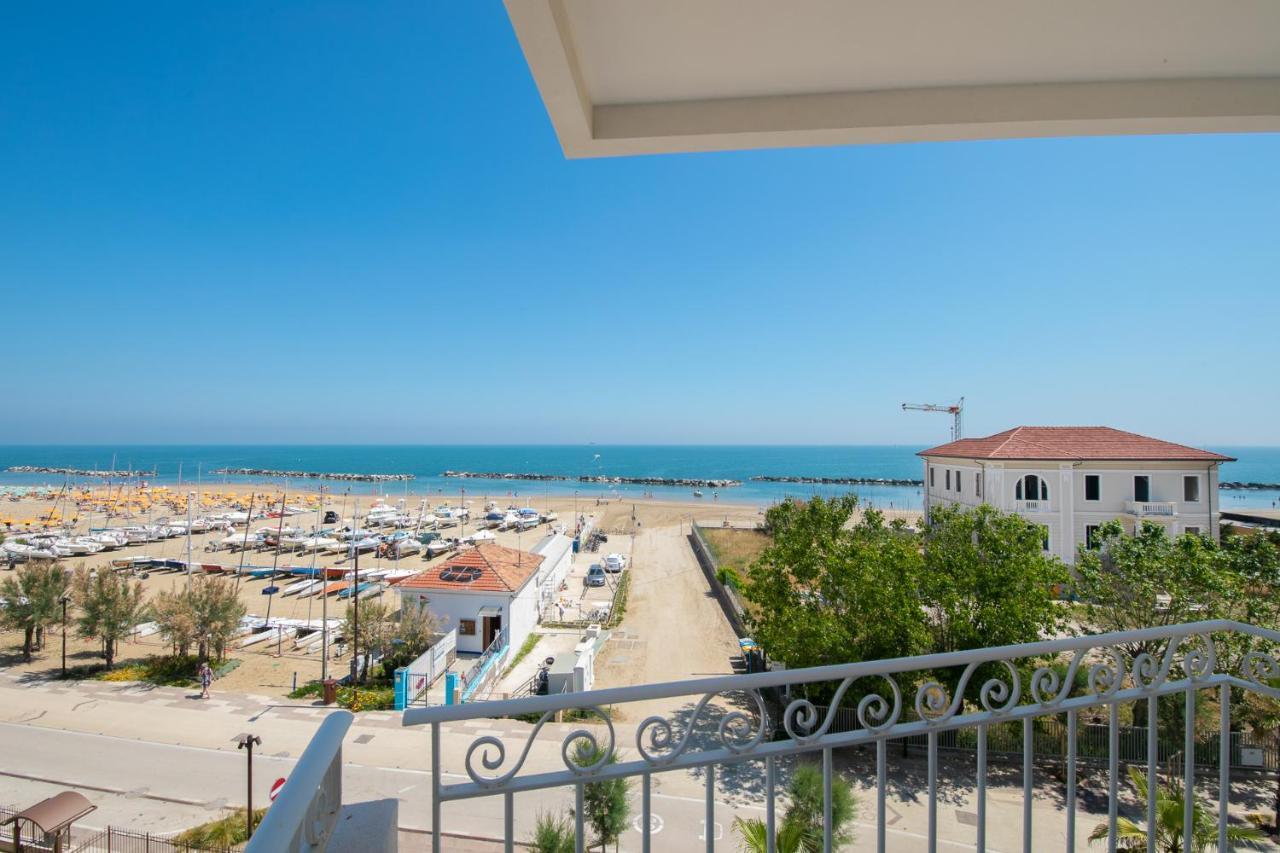 רימיני Hotel Albatros מראה חיצוני תמונה