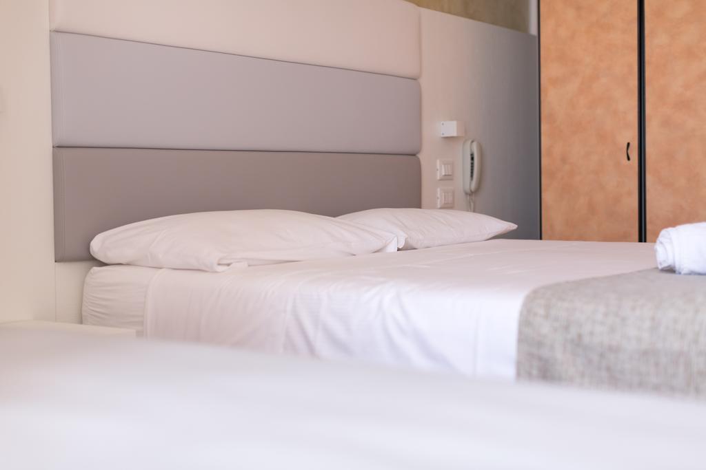 רימיני Hotel Albatros מראה חיצוני תמונה